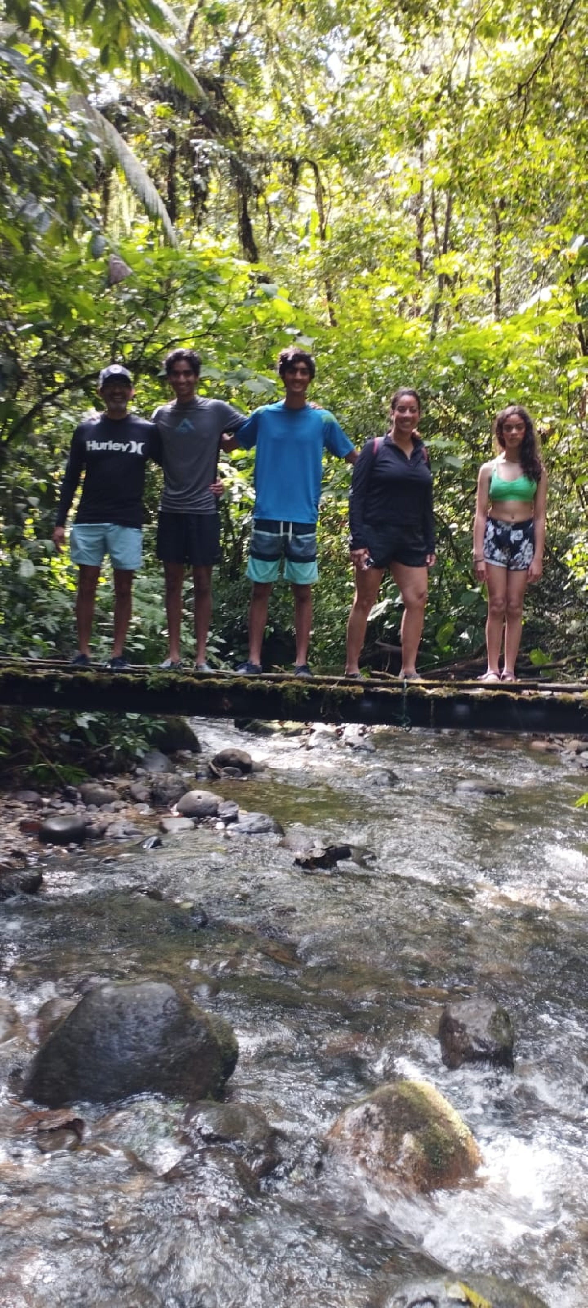 Ecuador Mountain Guides, adventure tourism agency, paragliding